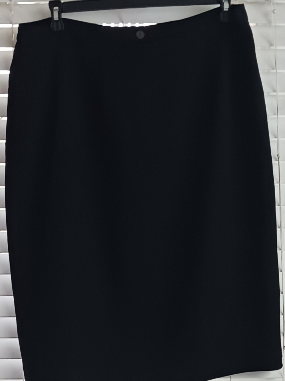 Le Suit Black Pencil Skirt - Classic Workwear